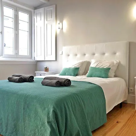 Sara Lisboa Apartment Апартаменты